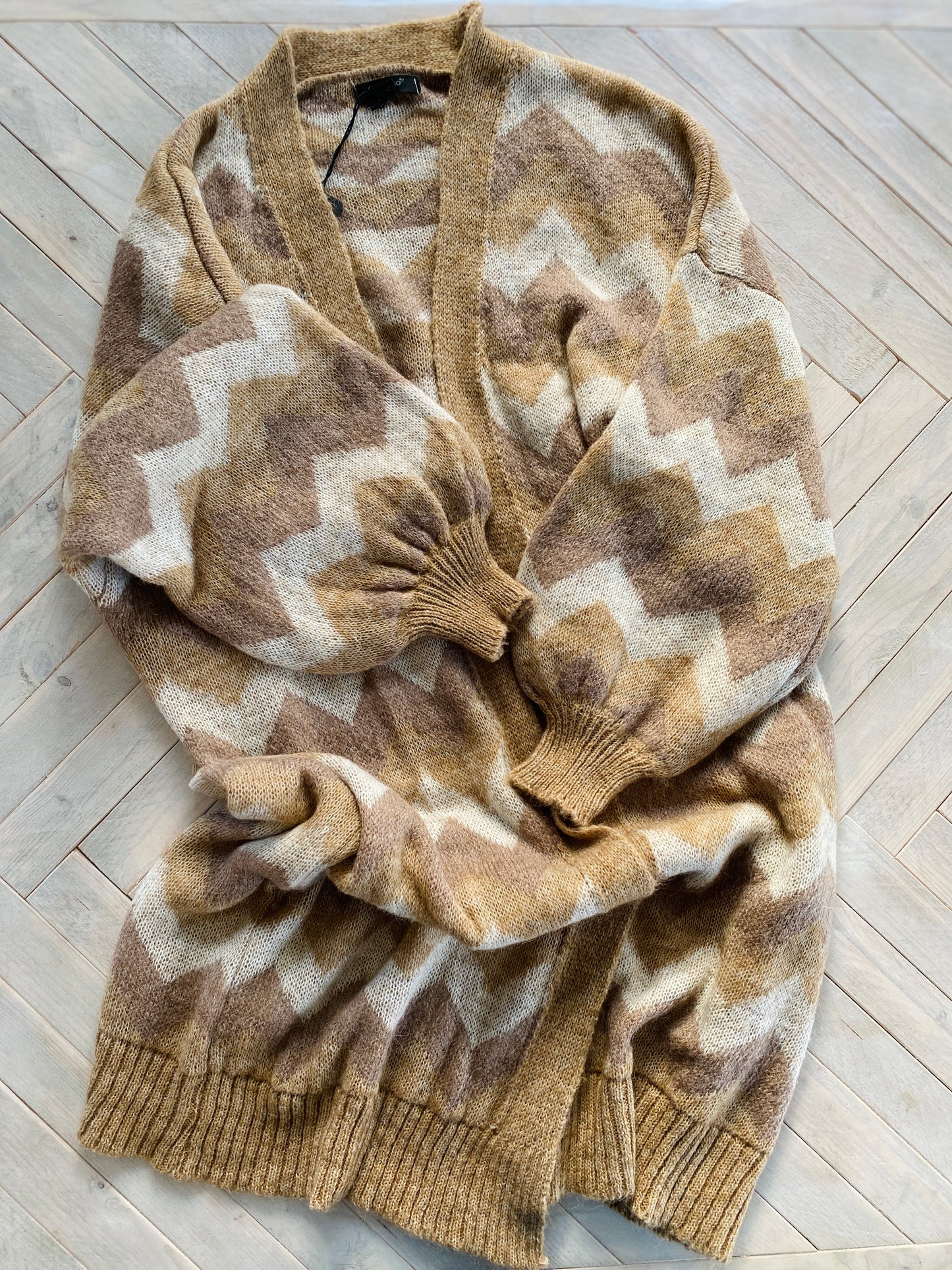 Lange Pull met Beige/Bruin Zigzag Patroon