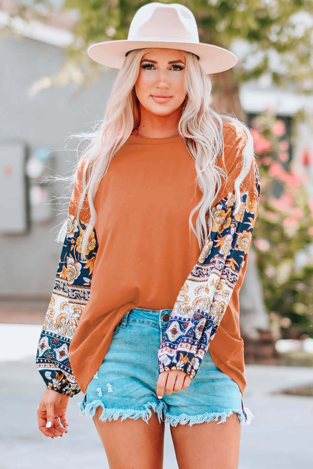 Terracotta top met print en kant